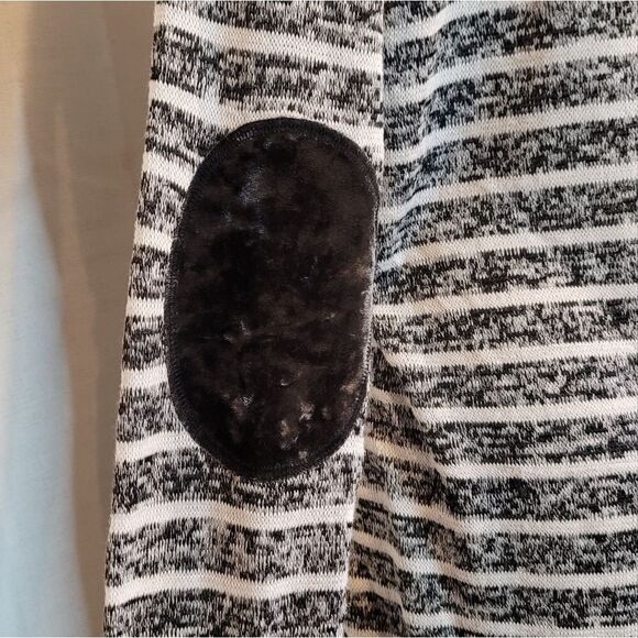 Cato Striped Long Sleeve Elbow Patches Knit Sweater Size Small - Picture 3 of 7